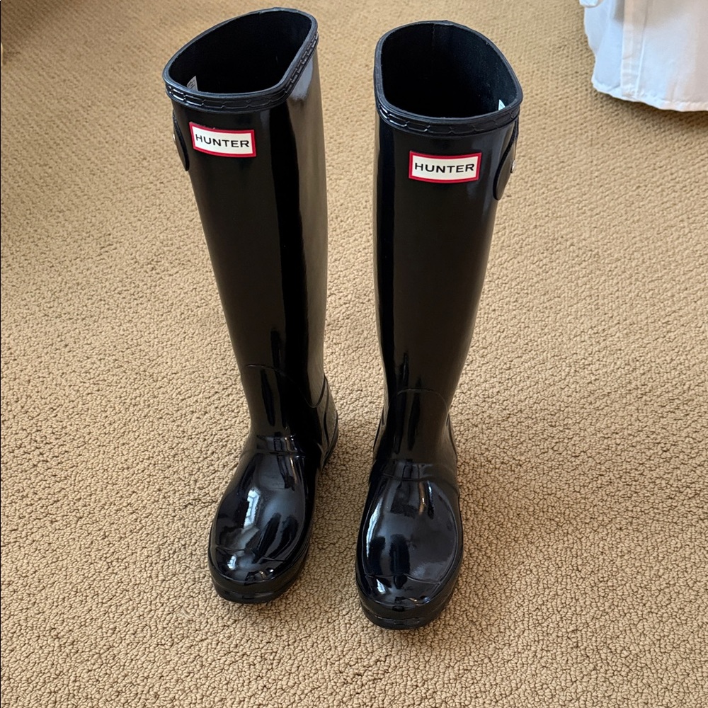 Hunter Glossy Black Knee-High Boots